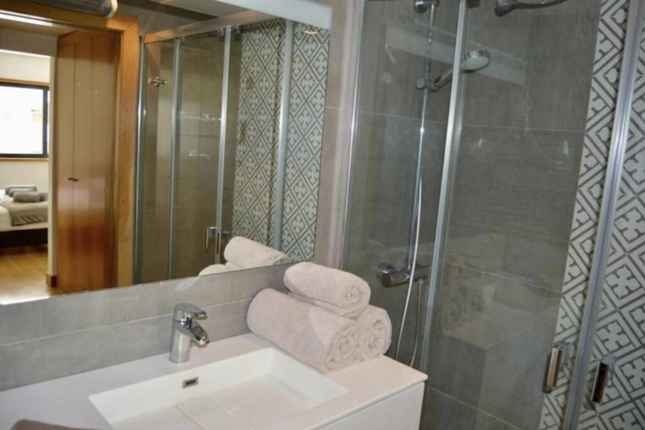 Apartment The El Corte Ingles/av Novas Car Parking Lisbon